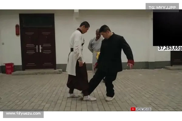 甲亢哥意外流泪 功夫师傅真实出手 这一棍谁能承受 甲亢哥意外流泪 功夫师傅真实出手 这一棍谁能承受